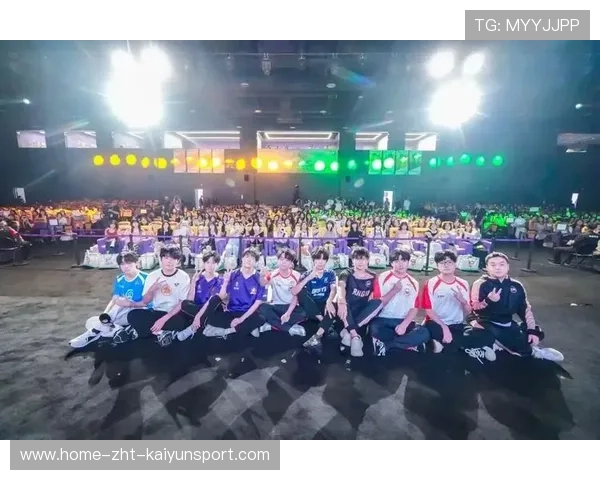 电竞少年短视频操作热度爆棚，电竞少年专题片