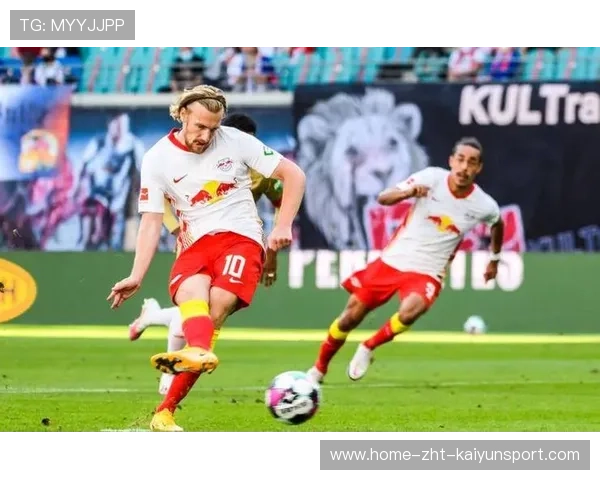 职业球员是否参与球队战术资料的结构化建设,职业球员和业余球员对抗 职业球员是否参与球队战术资料的结构化建设,职业球员和业余球员对抗